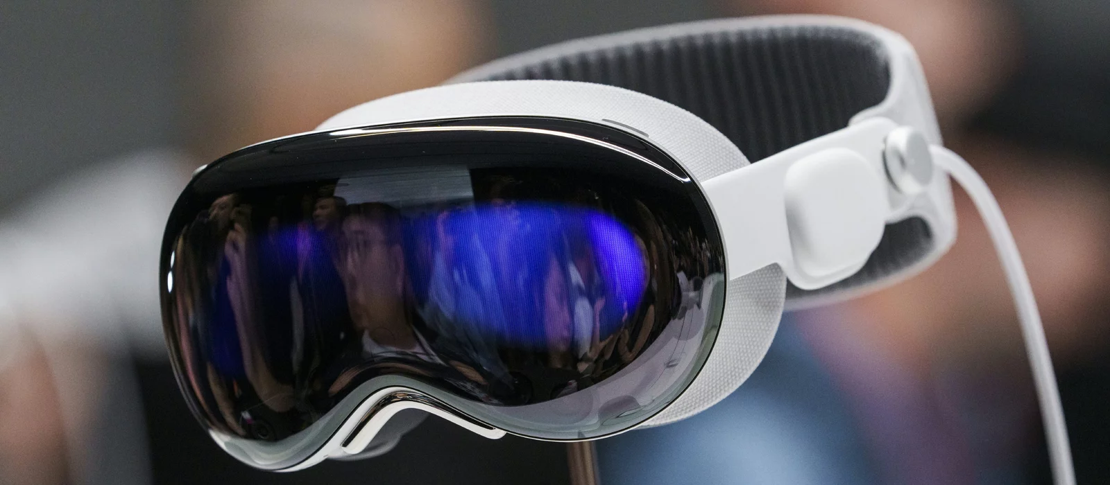 СМИ: Apple сокращает производство Vision Pro